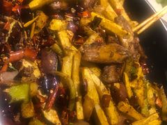 干锅鸡中翅-蛙蛙叫干锅年代(簋街总店)
