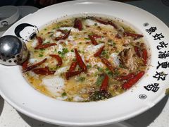 -江渔儿酸菜鱼(奥园广场金发购物中心店)