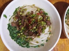 酸辣鸡杂粉-肆姐面粉馆(坡子街店)