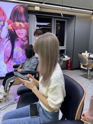 -藤野造型烫发染发