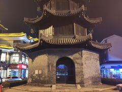 -钟书阁(珍园店)