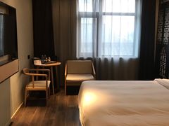 -北京南锣鼓巷亚朵酒店