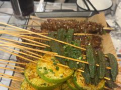 -顶峰夜宴·龙虾烧烤大排档(九江学院店)