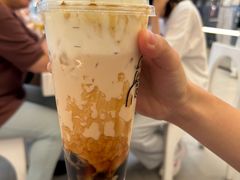 烤黑糖波波牛乳-喜茶(北京三里屯太古里店)