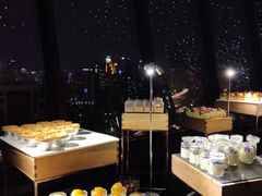 蛋糕甜品-广州花园酒店·凌璇阁旋转餐厅CAROUSEL360