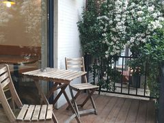 -Cafe Villa