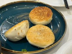 芝麻葱香生煎包-万龙洲海鲜(阜外店)