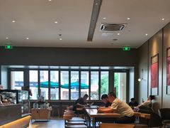 -星巴克(长沙友阿奥特莱斯店)