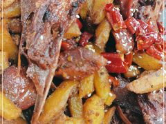 -满江红香辣鸭头锅