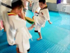 iphone_upload_pic-正道拳击·跆拳道馆(青少年活动中心)