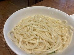 -清真吴记门钉肉饼·喜多利