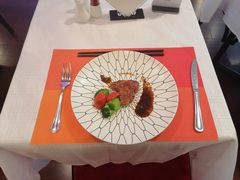 -深圳富苑皇冠假日套房酒店