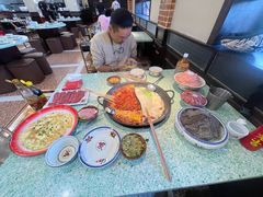 -鸿姐老火锅(疁城新天地店)
