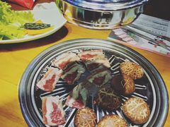-老炉家木炭烤肉(长江国际店)