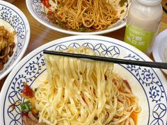 -李与白包子铺(桐梓林店)