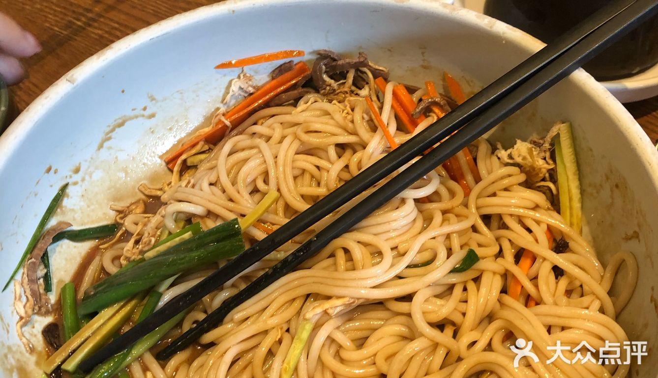 最推荐汽锅鸡和火瓢牛肉