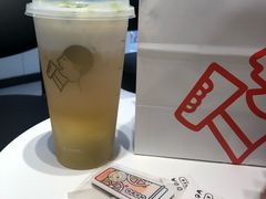 -喜茶(东莞雍华庭店)