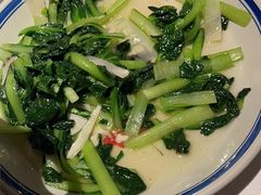 -八府香鸭·啫啫煲(华山路店)