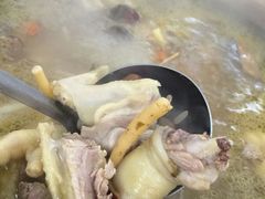 -威邵鸡煲(西华路总店)