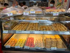 面包甜点陈列柜-赞记龙凤礼饼(龙津路店)
