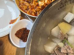 -大众跷脚牛肉馆·非遗传承单位(峨眉山店)