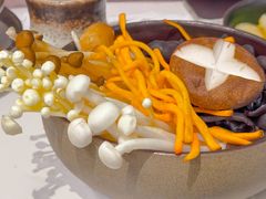 -汤宴·参须肚包鸡(南京路店)