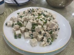 -鹤乡东北菜(崮山路店)