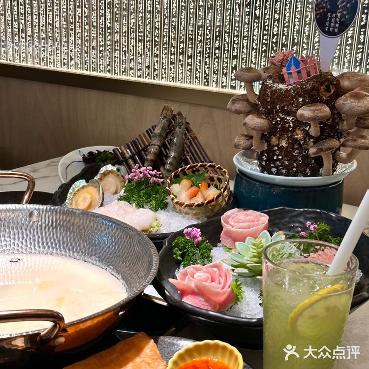 捞王火锅，真是猪肚鸡的天花板啊🤎🤎