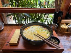 -银米·云南传统过桥米线(双廊黑金冠店)
