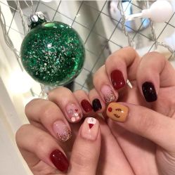 -Pink You美甲洗眉纹绣定制中心