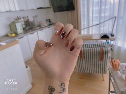 -Momo nail 日系美甲