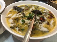 回味酸菜鲈鱼-山泉公馆酒家(珠江新城店)