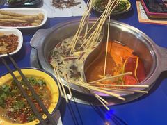 -马路边边火锅串串(观前街店)