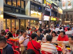 -BHC炸鸡(明洞总店)