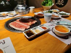 -唯成•韩国炭火烤肉 유성고기