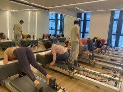 -恩舍瑜伽普拉提