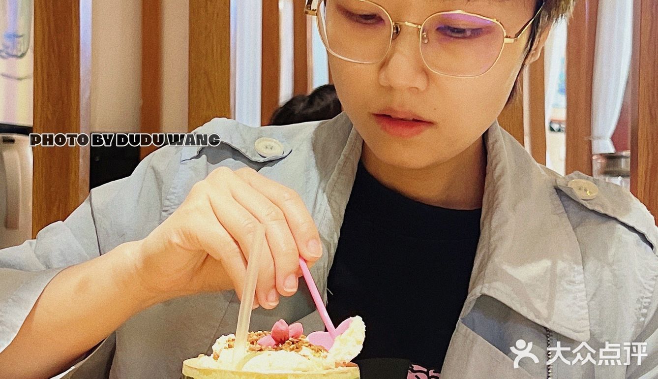 这家店就整一只狮头鹅，整的明明白白的🦢🦢