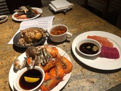 番茄牛肉汤-松山湖凯悦酒店·Café自助餐厅·周末火舞秀表演