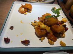 宫保虾球-辛香汇·现炒川菜(淮海路百盛店)