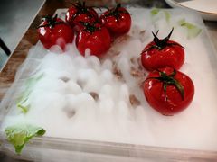 番茄脆菇沙拉-小大董·烤鸭(王府井apm店)