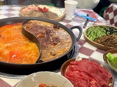 -赵美丽·重庆社区火锅·直营店(火车东站·中豪国际店)