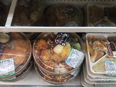 -全家便利店(襄阳南路店)