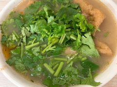 豆泡汤-洪峰浩老北京烧饼夹肉(角门路店)