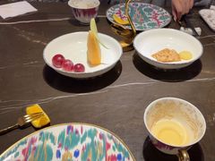 -海派悦庭·海胆烧麦·新融合菜(凯德广场店)