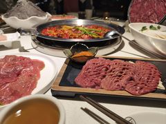-茅草房·河畔园林火锅