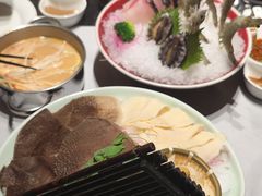 -红鼎豆捞·非遗鲍皇汤火锅(宝丰路店)