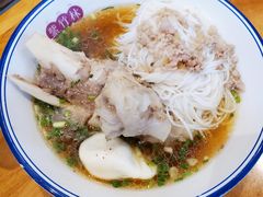 筒子骨头粉-李氏紫竹林卤粉(火车站店)