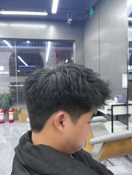 -藤野造型烫发染发