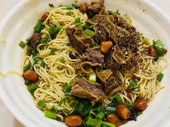 -阿阳牛腩腌面店