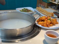 -粤顺渔坊·中山脆肉鲩火锅(清湖店)